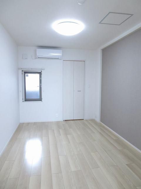 �y�Q���z�@