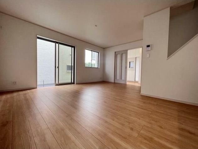 �y���ԁE���r���O�z�@