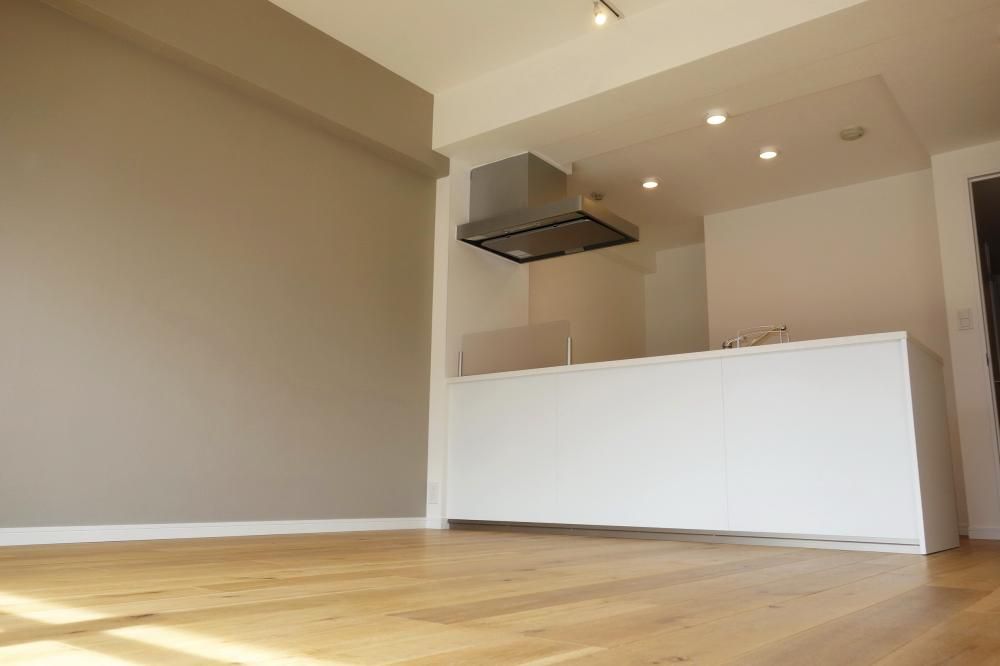 �y���ԁE���r���O�z�@