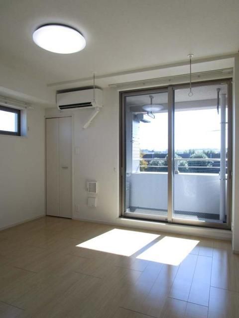 �y���ԁE���r���O�z�@