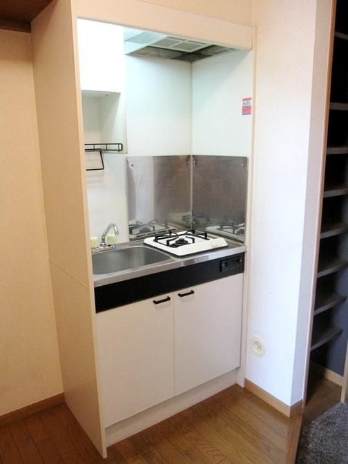 �y�L�b�`���z�@