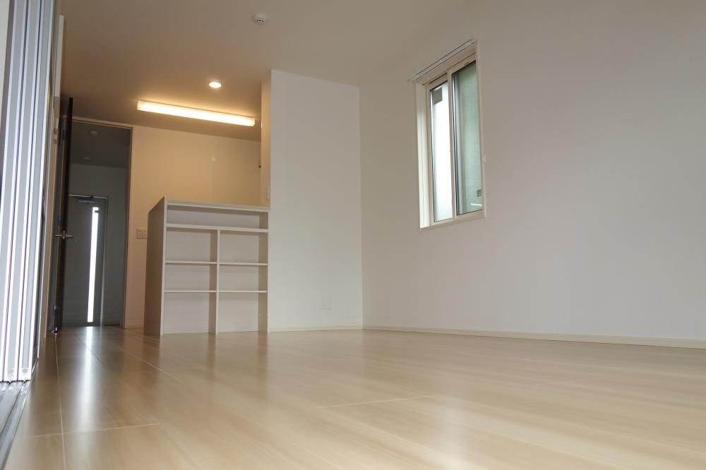 �y���ԁE���r���O�z�@