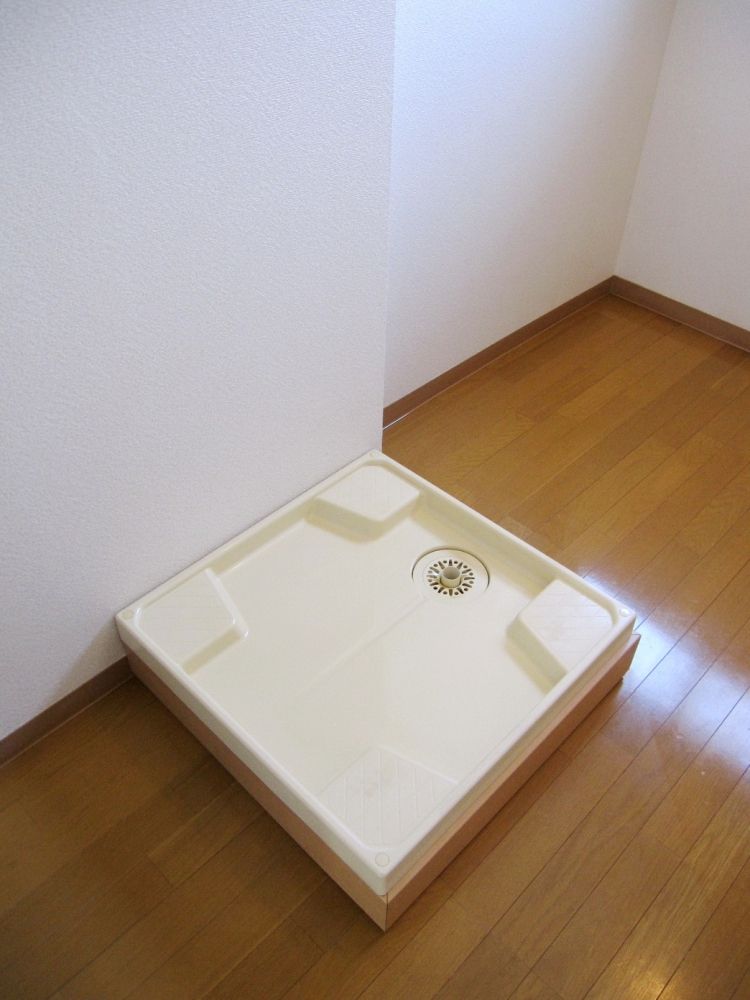 �y���̑��ݔ��z�@