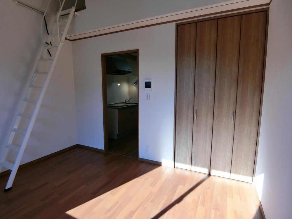 �y�Q���z�@