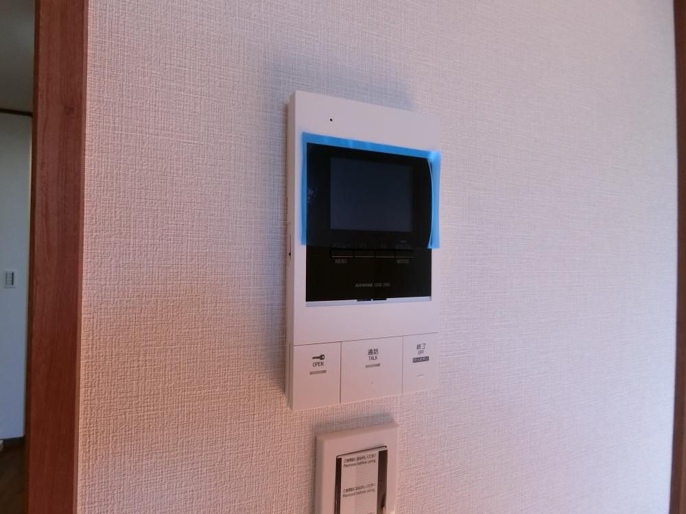 �y�Z�L�����e�B�z�@