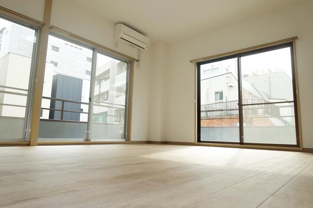 �y�Q���z�@