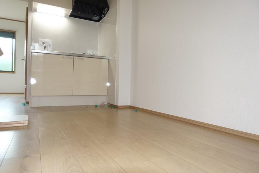 �y���ԁE���r���O�z�@