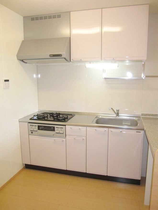 �y�L�b�`���z�@