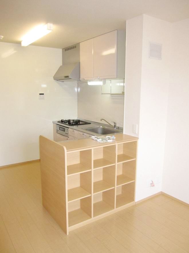 �y���̑��ݔ��z�@