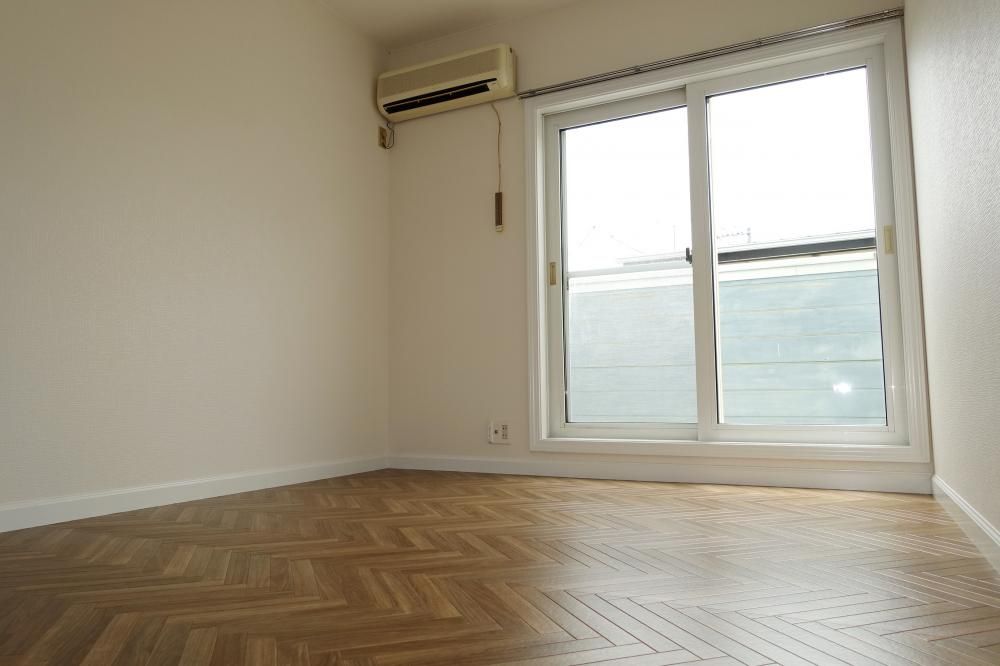 �y���ԁE���r���O�z�@