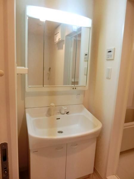 �y���ʏ��z�@