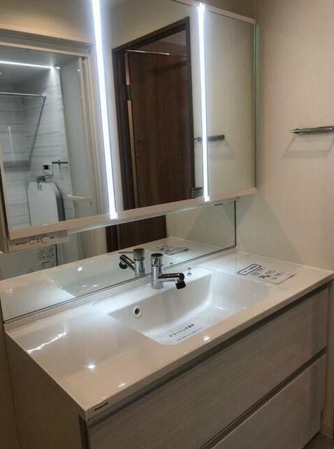 �y���ʏ��z�@