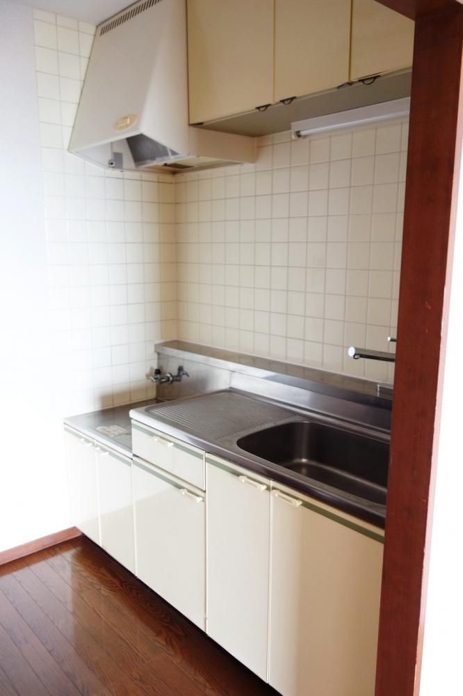 �y�L�b�`���z�@