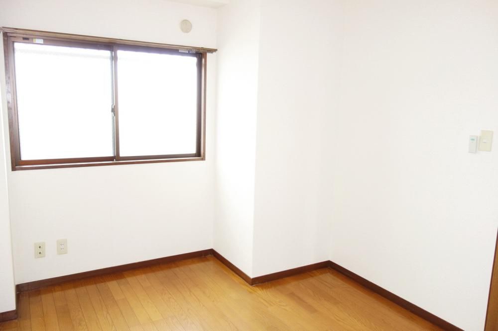 �y�Q���z�@