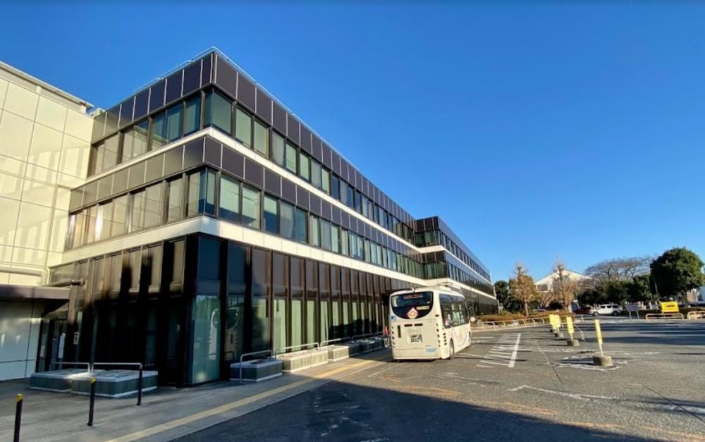 �y���Ӂz�@�s�����@�P�O�O�O��