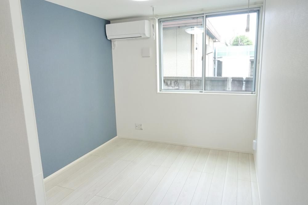 �y���ԁE���r���O�z�@