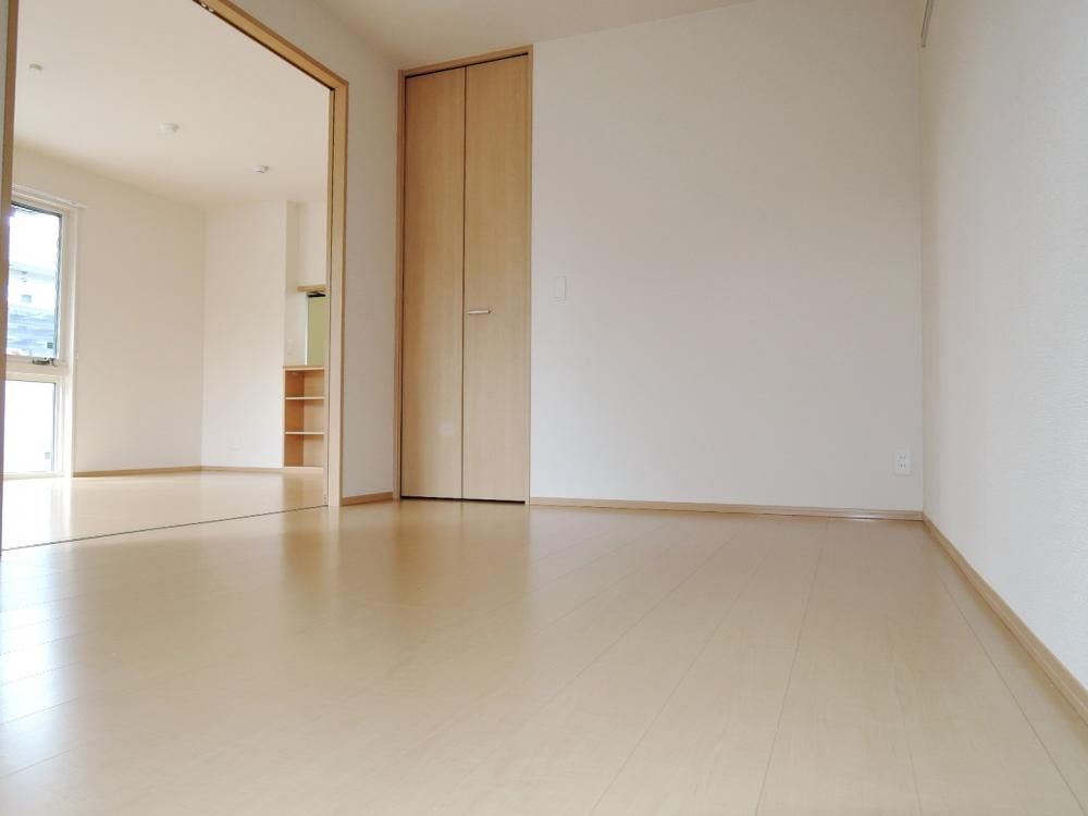 �y�Q���z�@