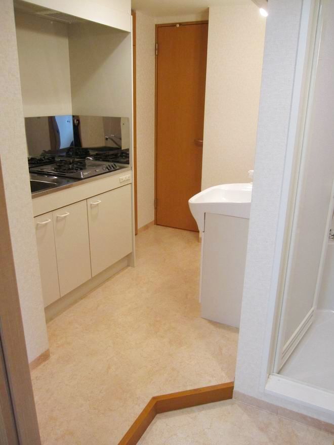 �y���ցz�@