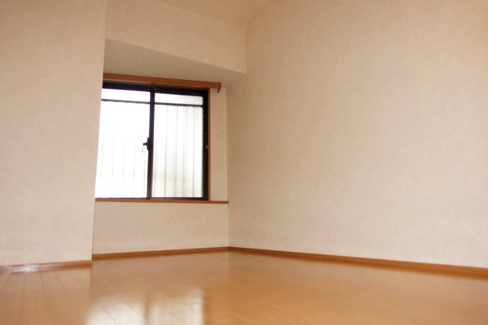 �y�Q���z�@