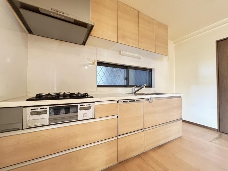 �y�L�b�`���z�@