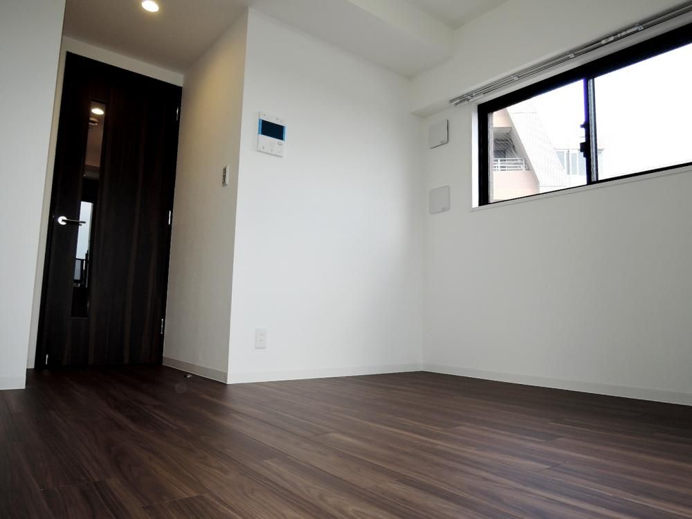 �y���ԁE���r���O�z�@