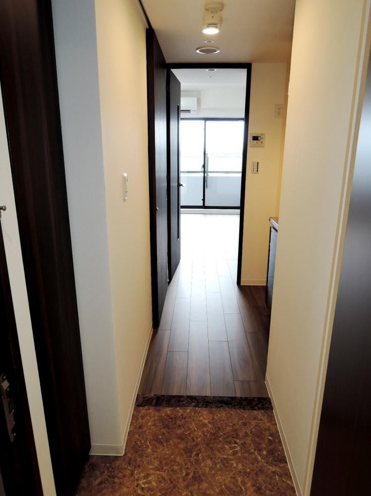 �y�Z�L�����e�B�z�@