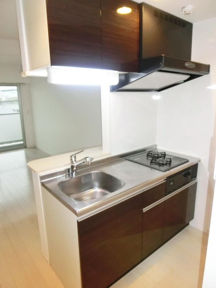 �y�L�b�`���z�@