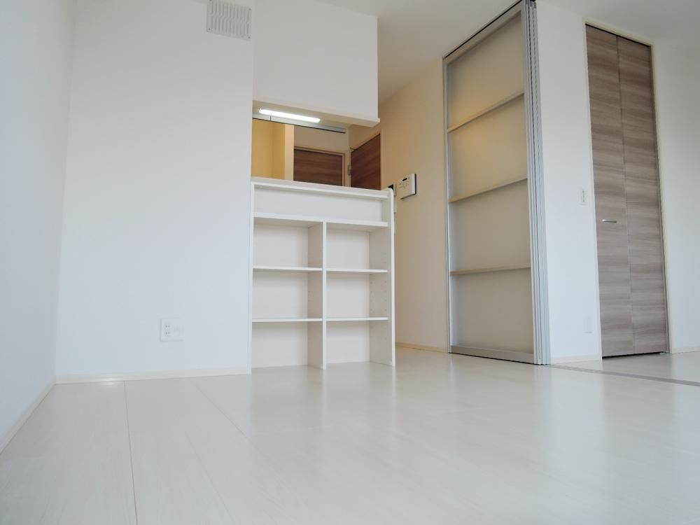 �y���ԁE���r���O�z�@