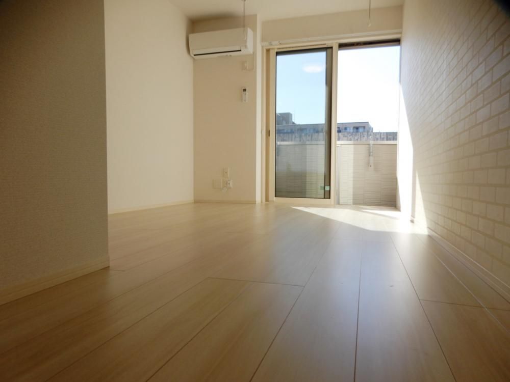 �y�Q���z�@