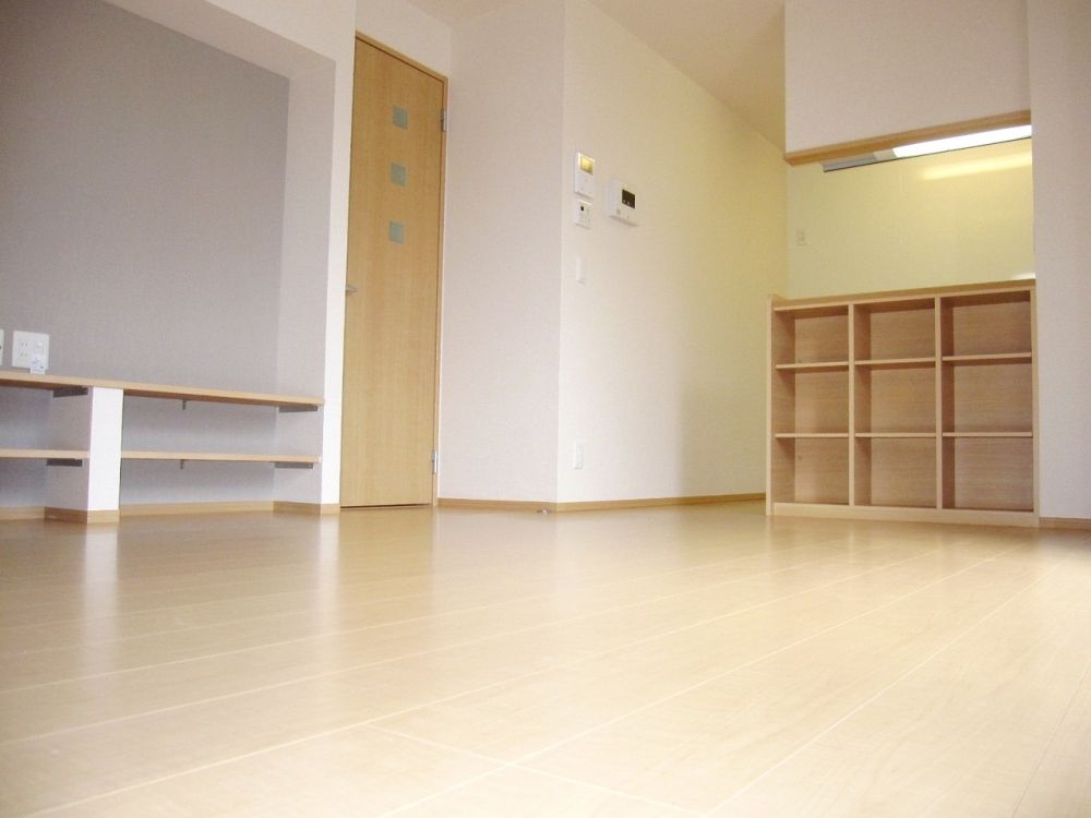 �y���ԁE���r���O�z�@