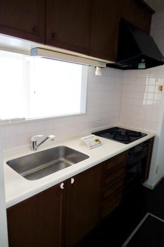 �y�L�b�`���z�@