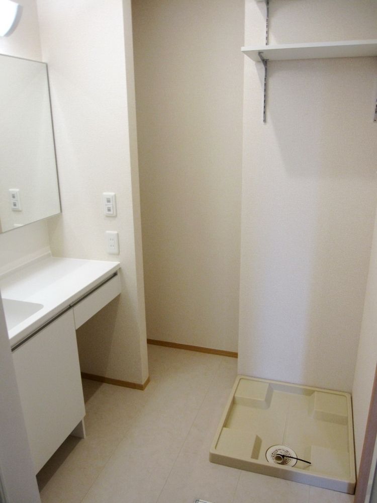 �y���̑��ݔ��z�@