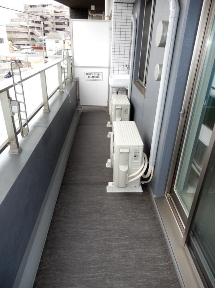 �y�x�����_�z�@