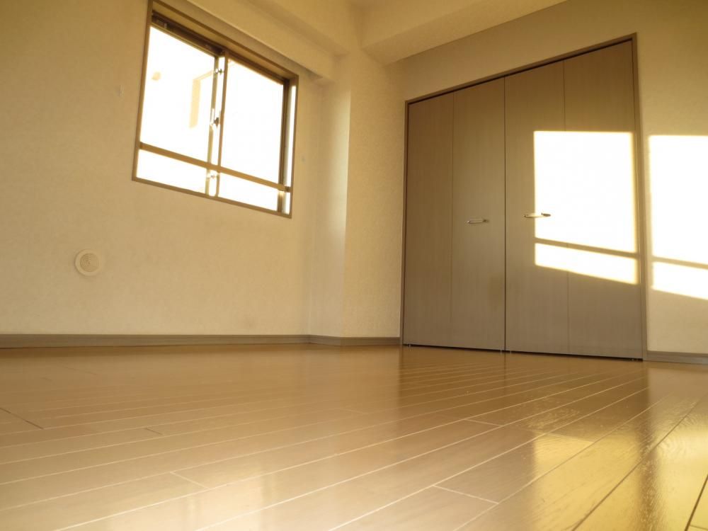 �y�Q���z�@