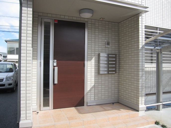 �y�G���g�����X�z�@