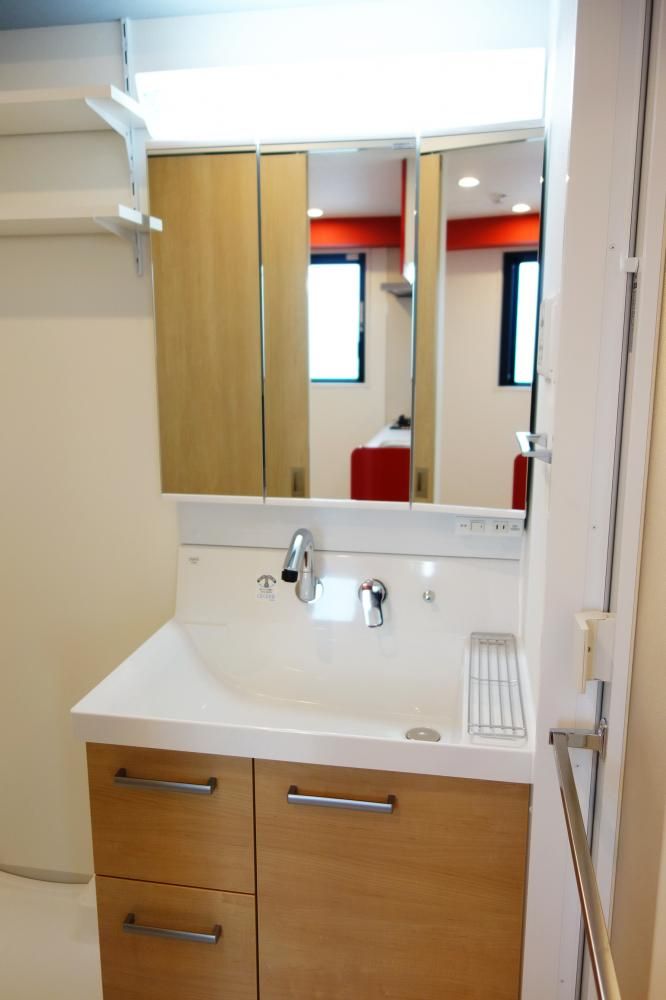 �y���ʏ��z�@