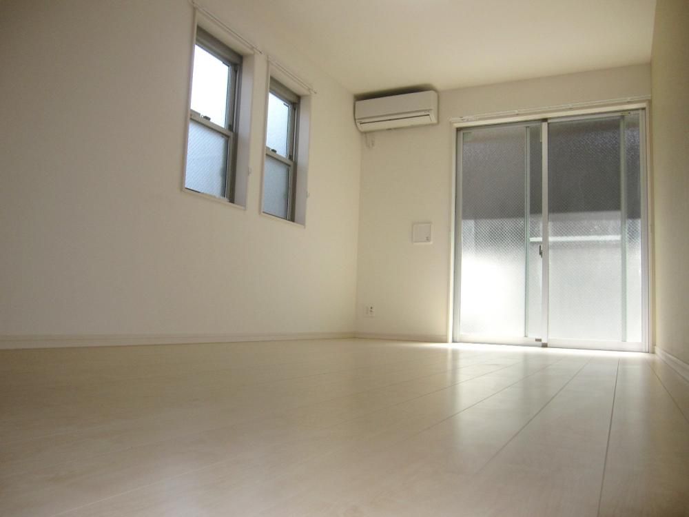 �y�Q���z�@