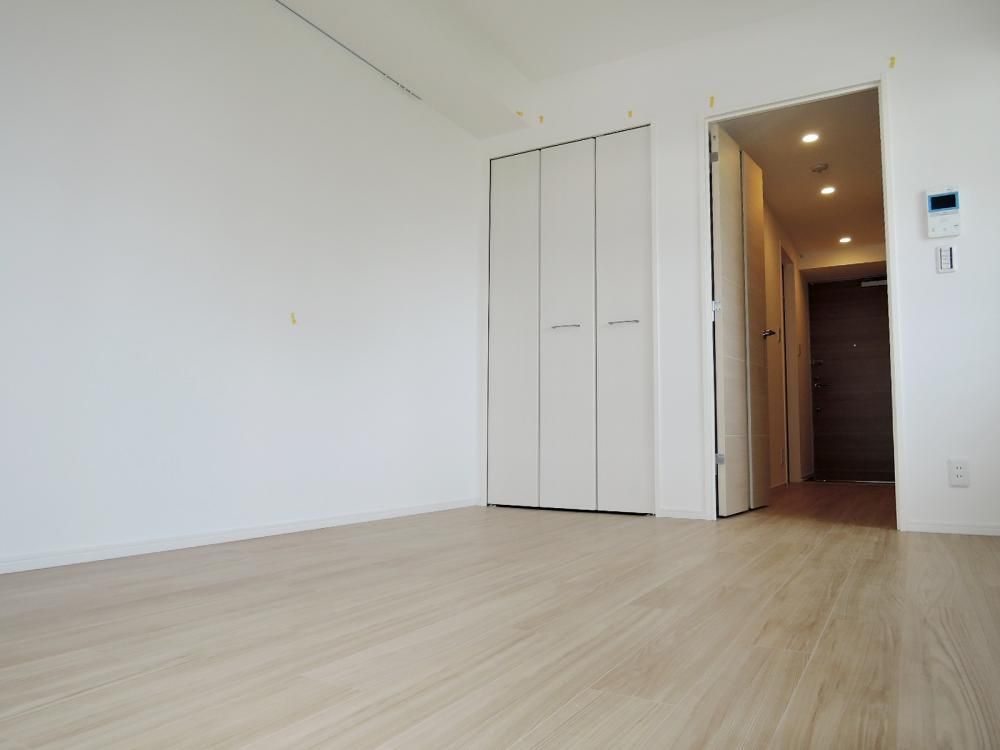 �y���ԁE���r���O�z�@