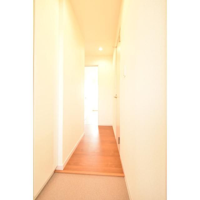 �y�Z�L�����e�B�z�@