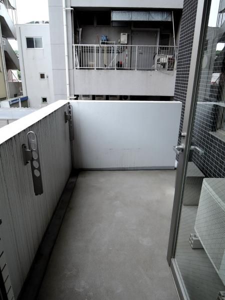 �y�x�����_�z�@