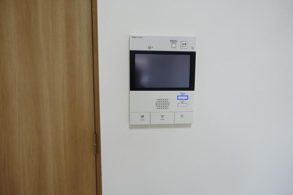 �y�Z�L�����e�B�z�@���d�l�^�C�v