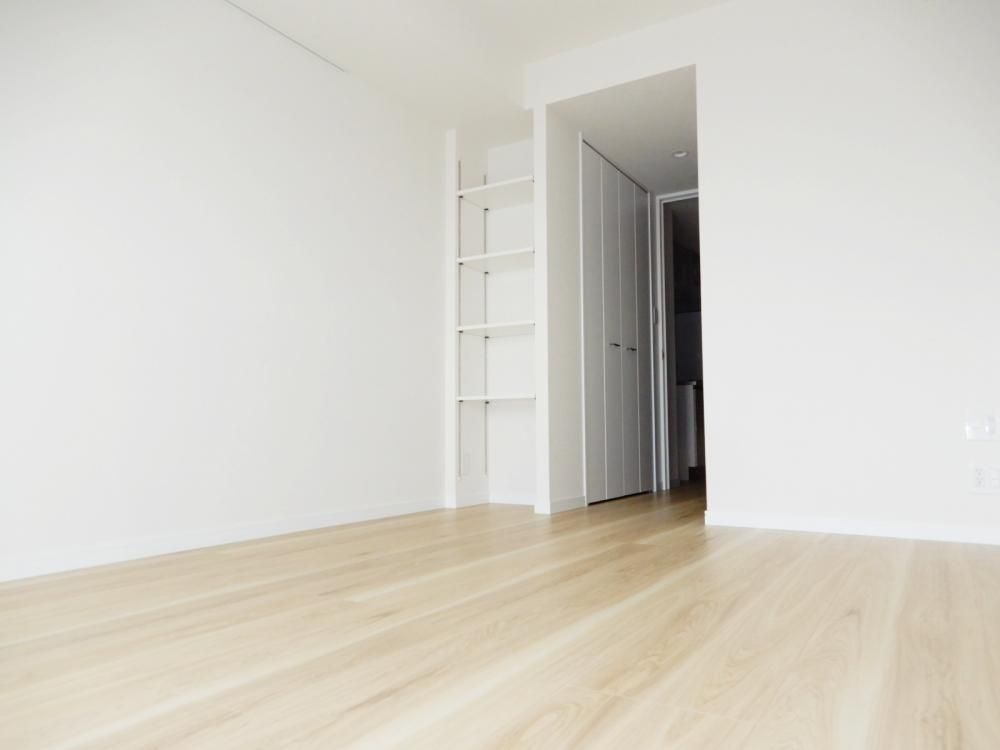 �y���ԁE���r���O�z�@