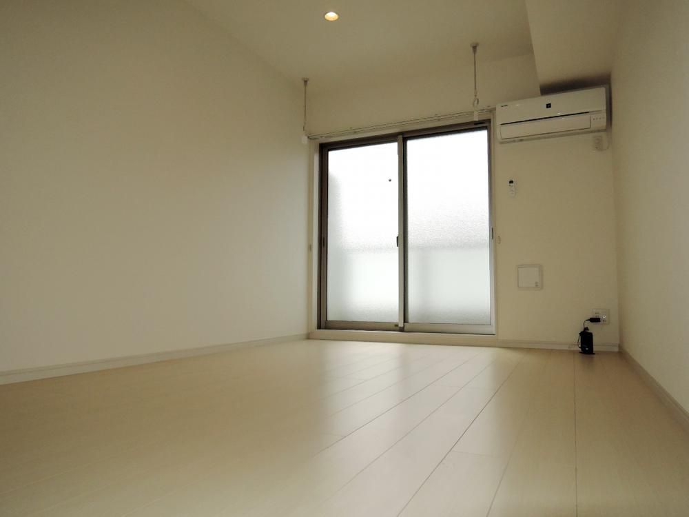 �y�Q���z�@