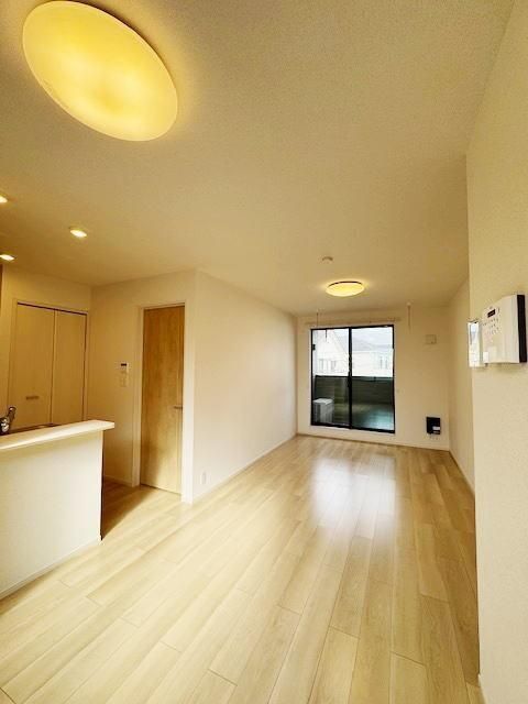 �y���ԁE���r���O�z�@