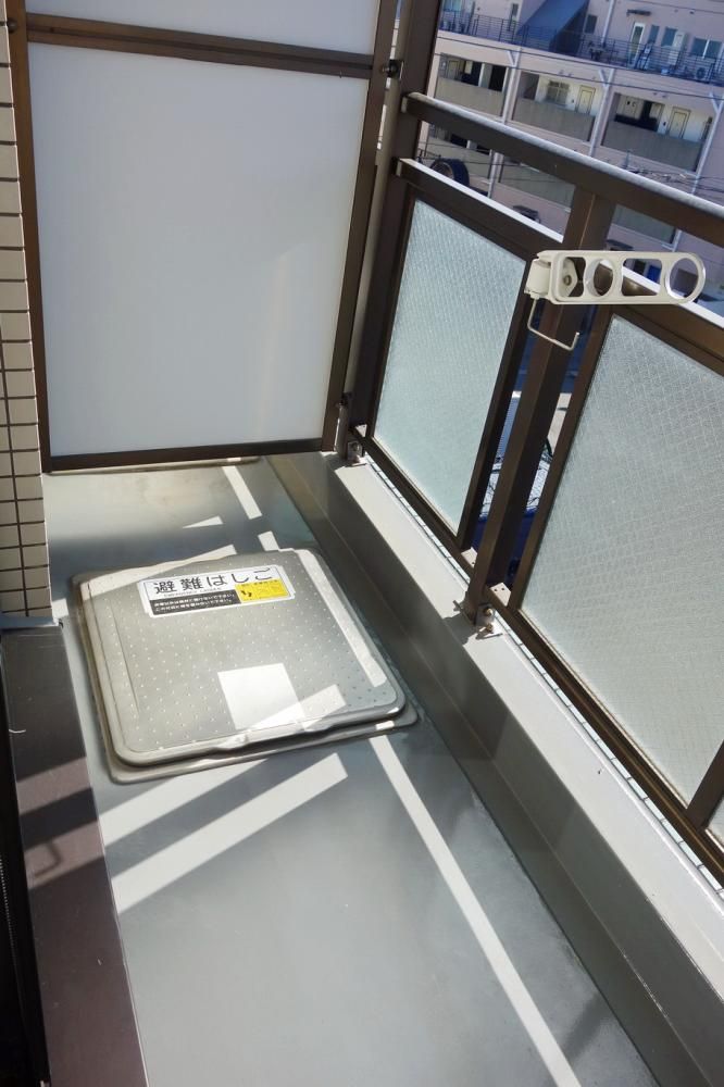 �y�x�����_�z�@