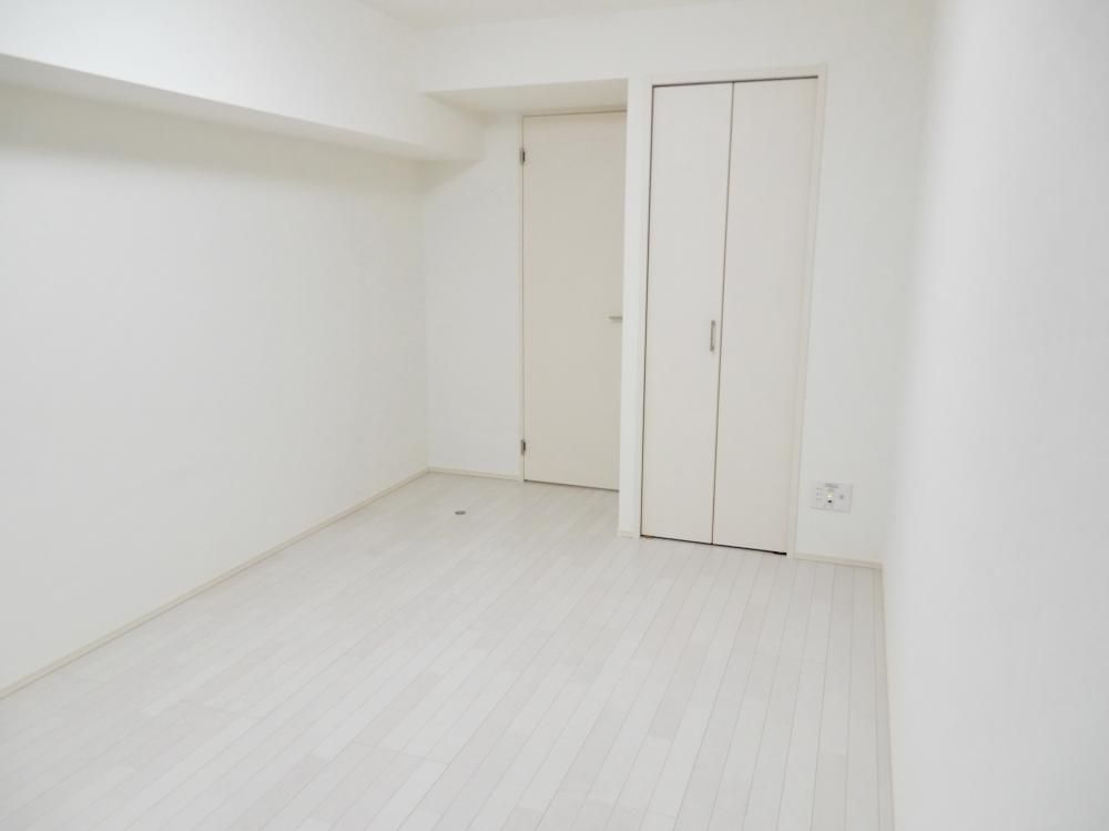 �y�Q���z�@