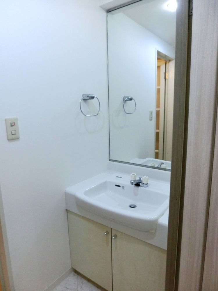 �y���ʏ��z�@