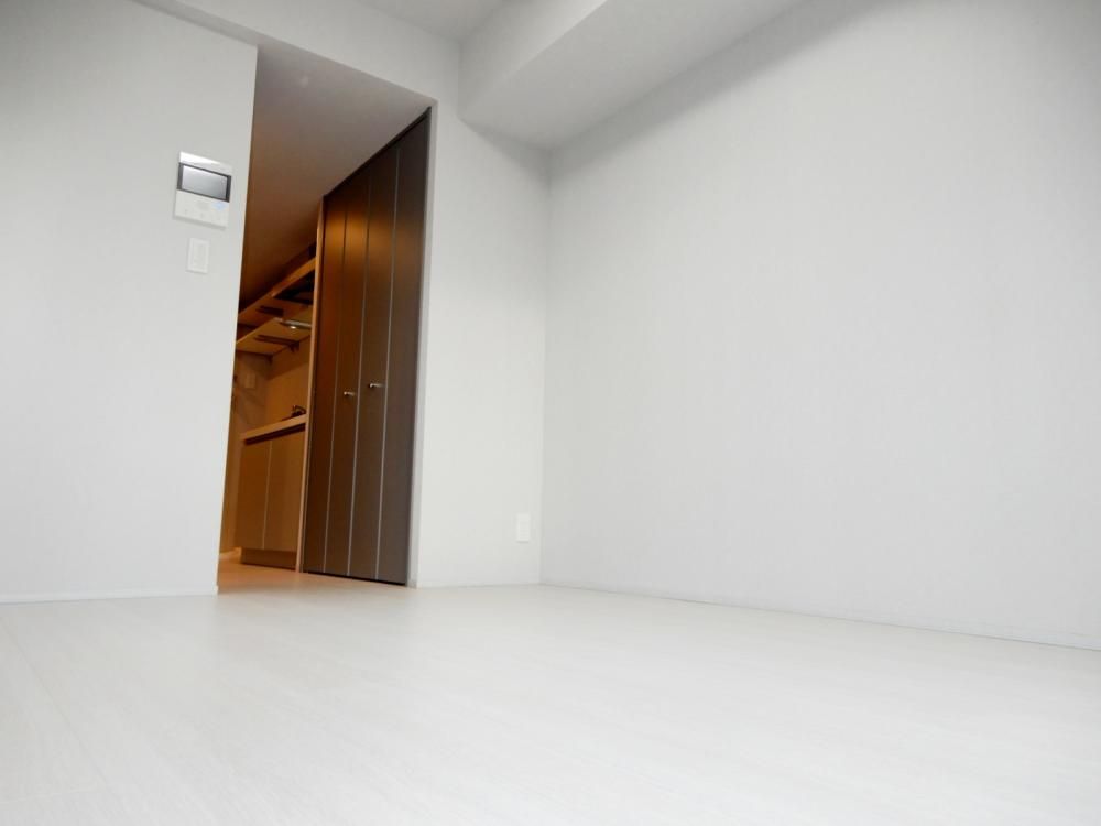 �y���ԁE���r���O�z�@