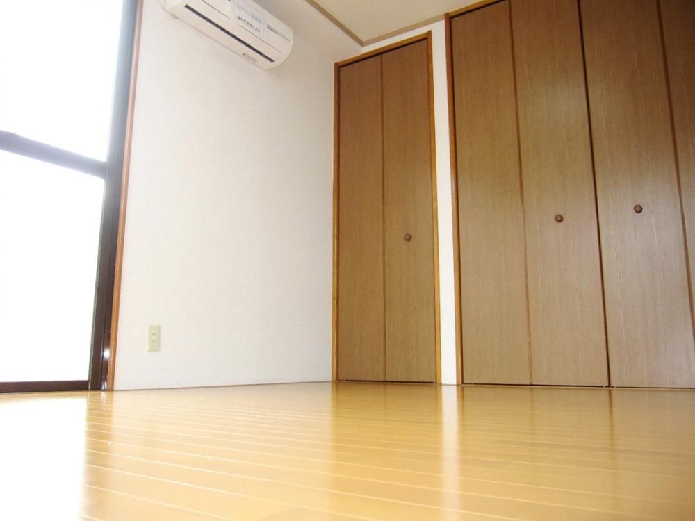 �y�Q���z�@