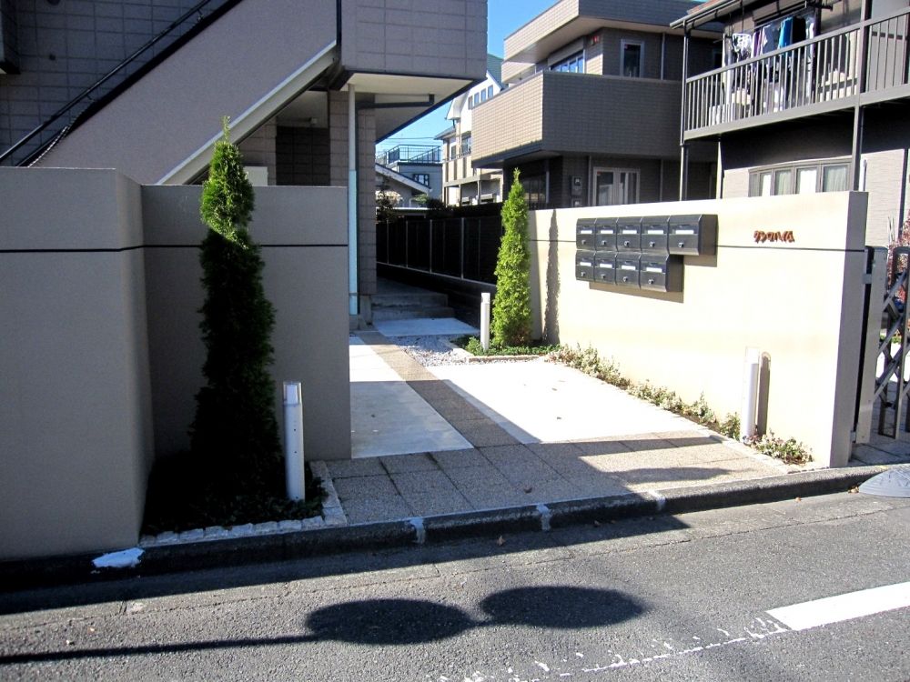 �y�G���g�����X�z�@